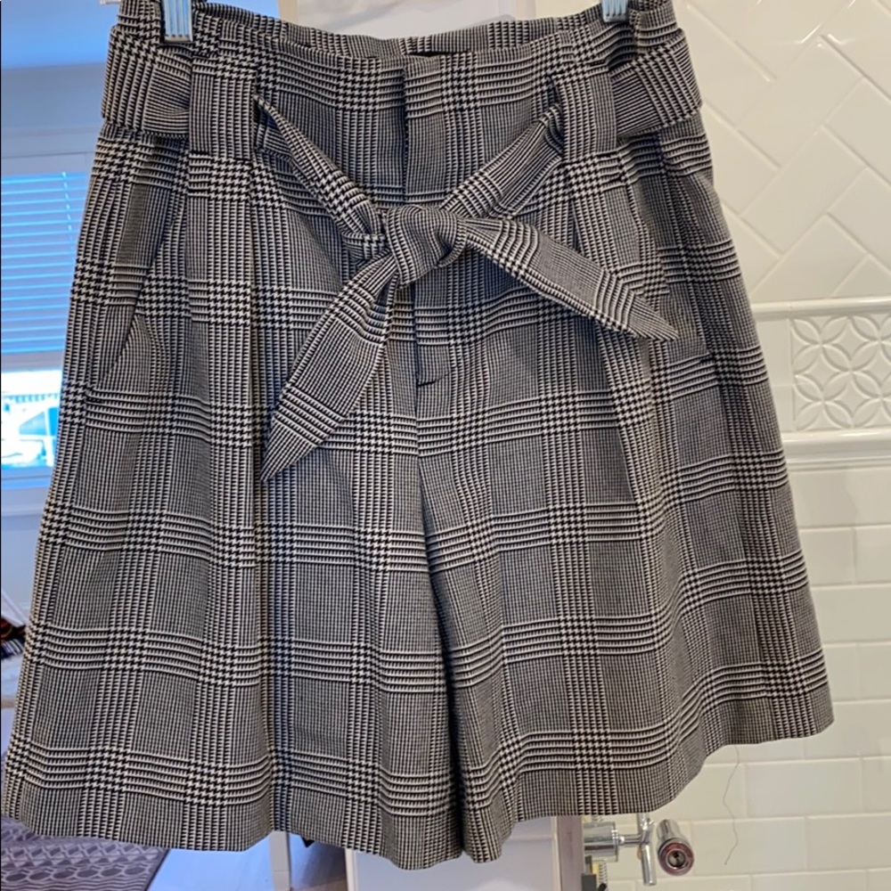 Black and white plaid shorts!